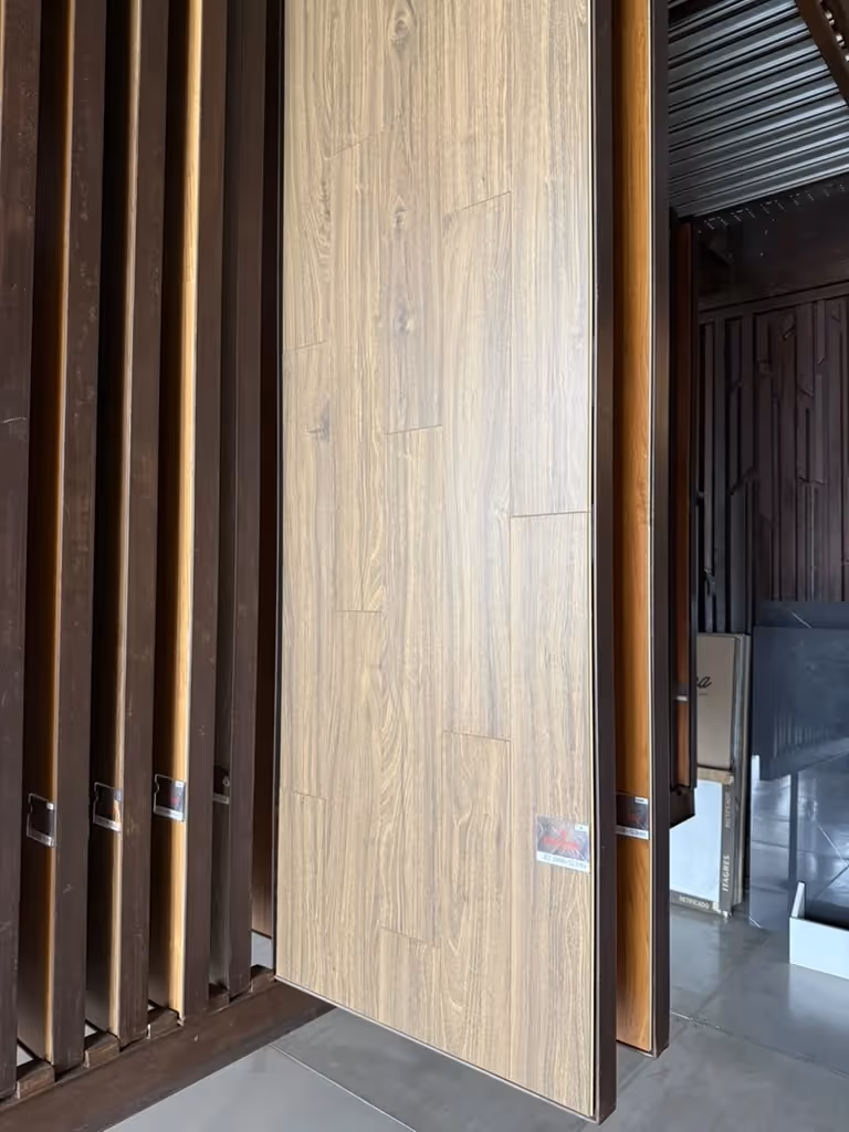 Piso flotante laminado 12mm