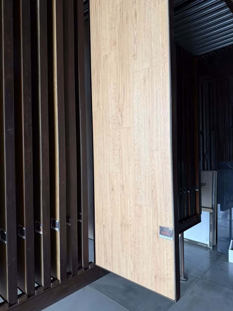 Piso flotante laminado 12mm