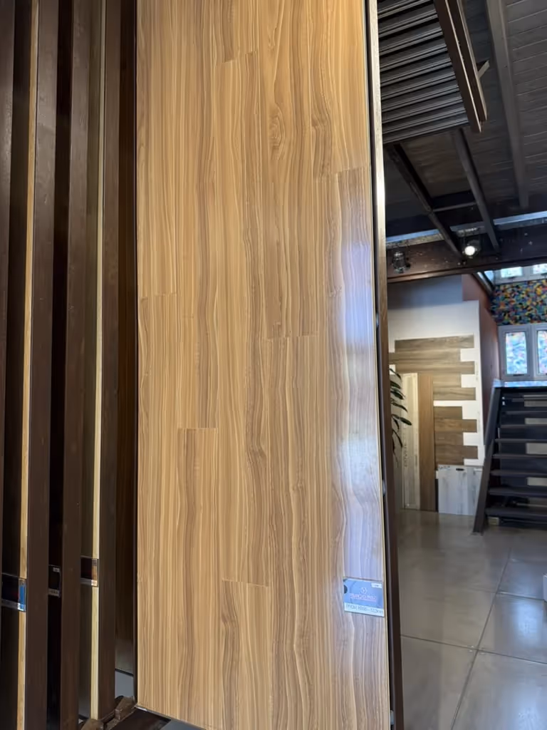 Piso flotante laminado 12mm - Brillante